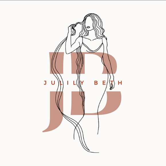 Meet your Posher, Julia - Picture 1 of 1